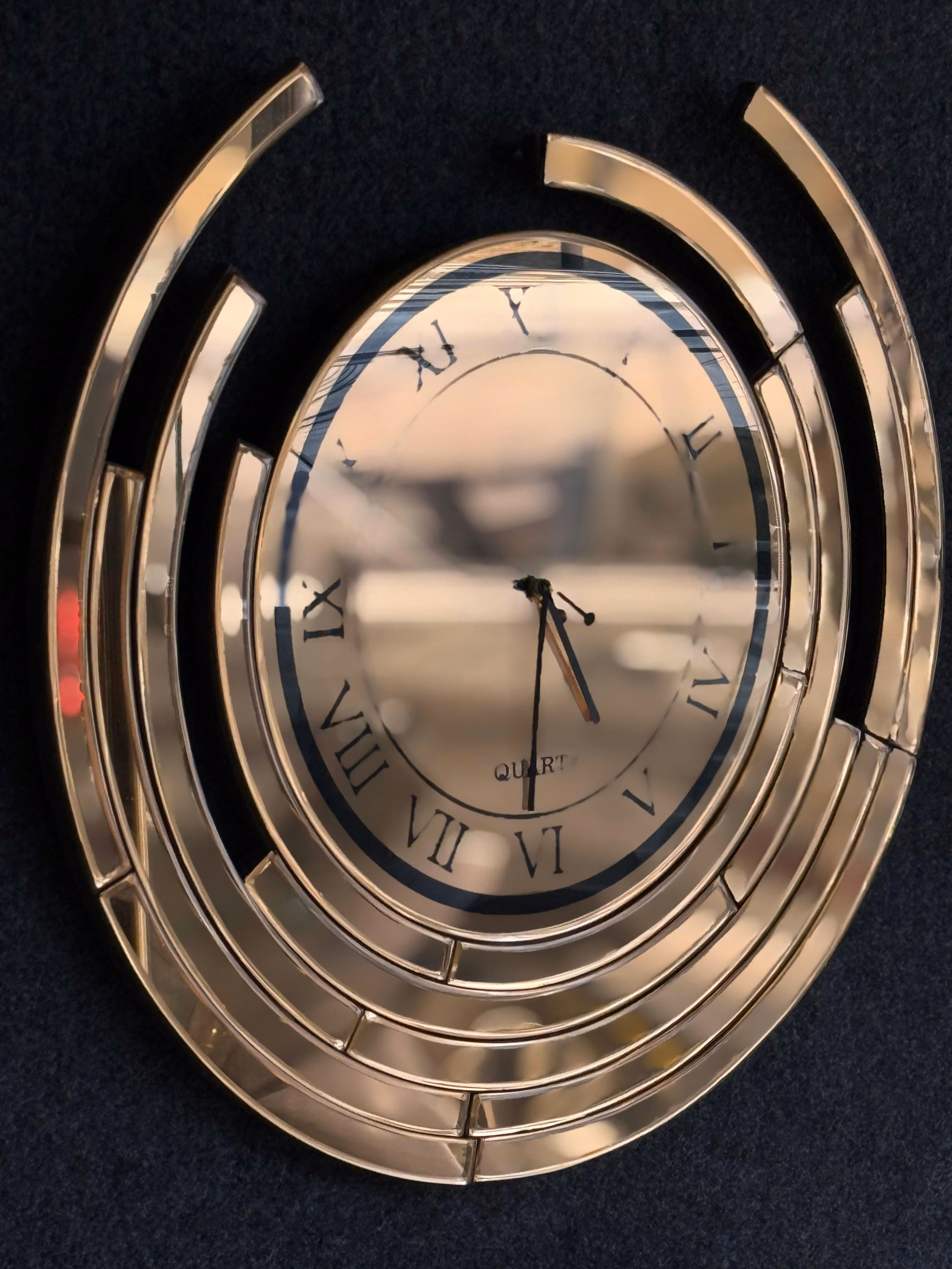GlassWorld glass clock 3